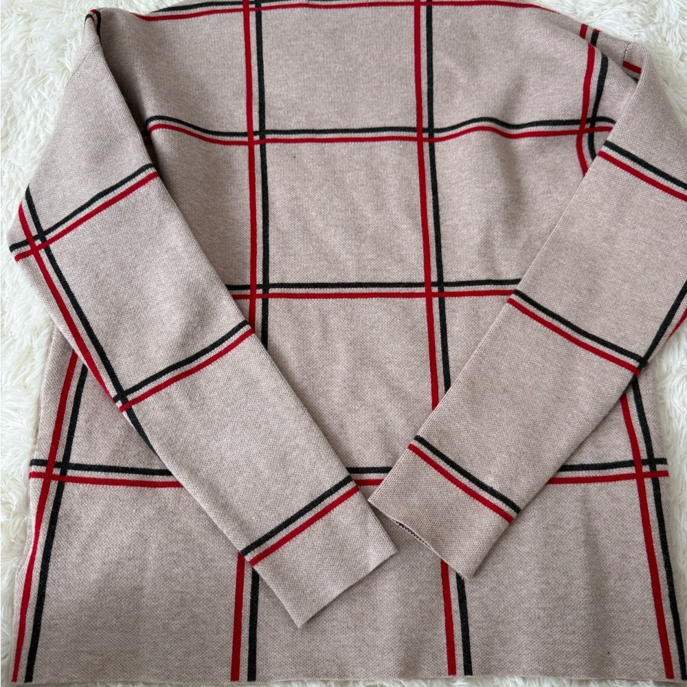 Tahari Beige Plaid Turtleneck Sweater